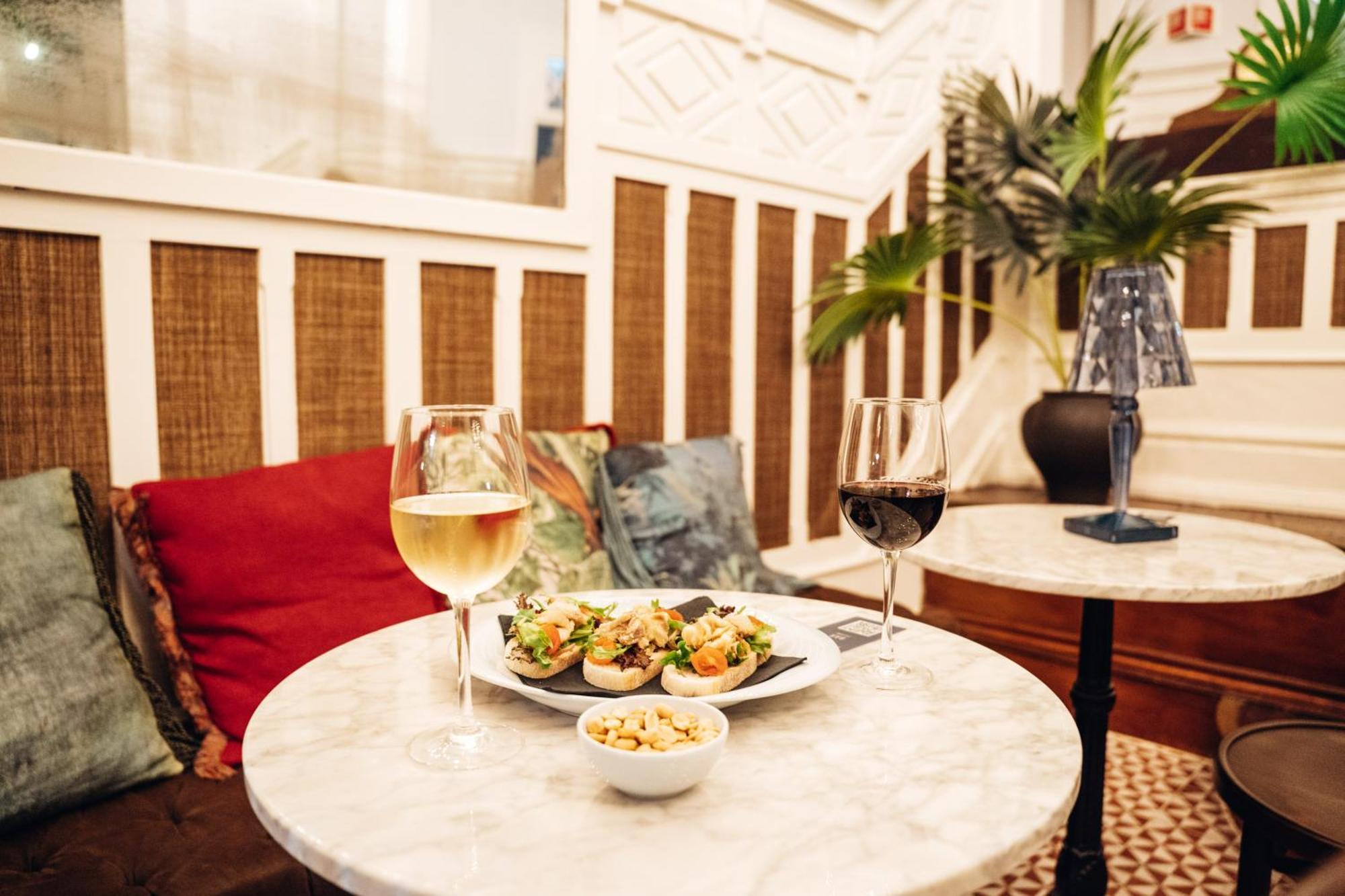 Grande Hotel Paris By Stay Hotels Porto Bagian luar foto